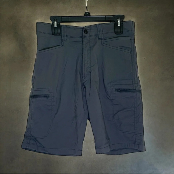 Wrangler Other - Wranglers Grey Cargo Shorts Size 32